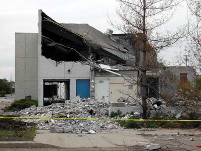 Showcase Cinemas Pontiac 6-12 - Demolition From Kim Connell (newer photo)